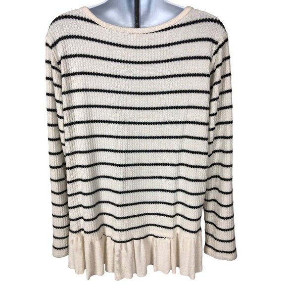 Maurices Sweater Women Size L White with Black Stripe V neck Ruffle Hemline - Picture 3 of 13